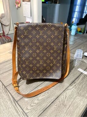 Louis Vuitton Crossbody Bag
